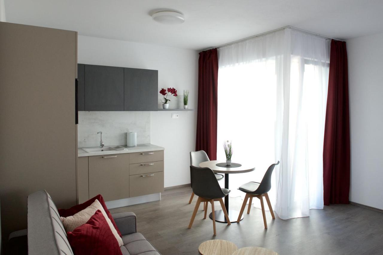 Apartman Greenbay Golf Trenčín Eksteriør bilde