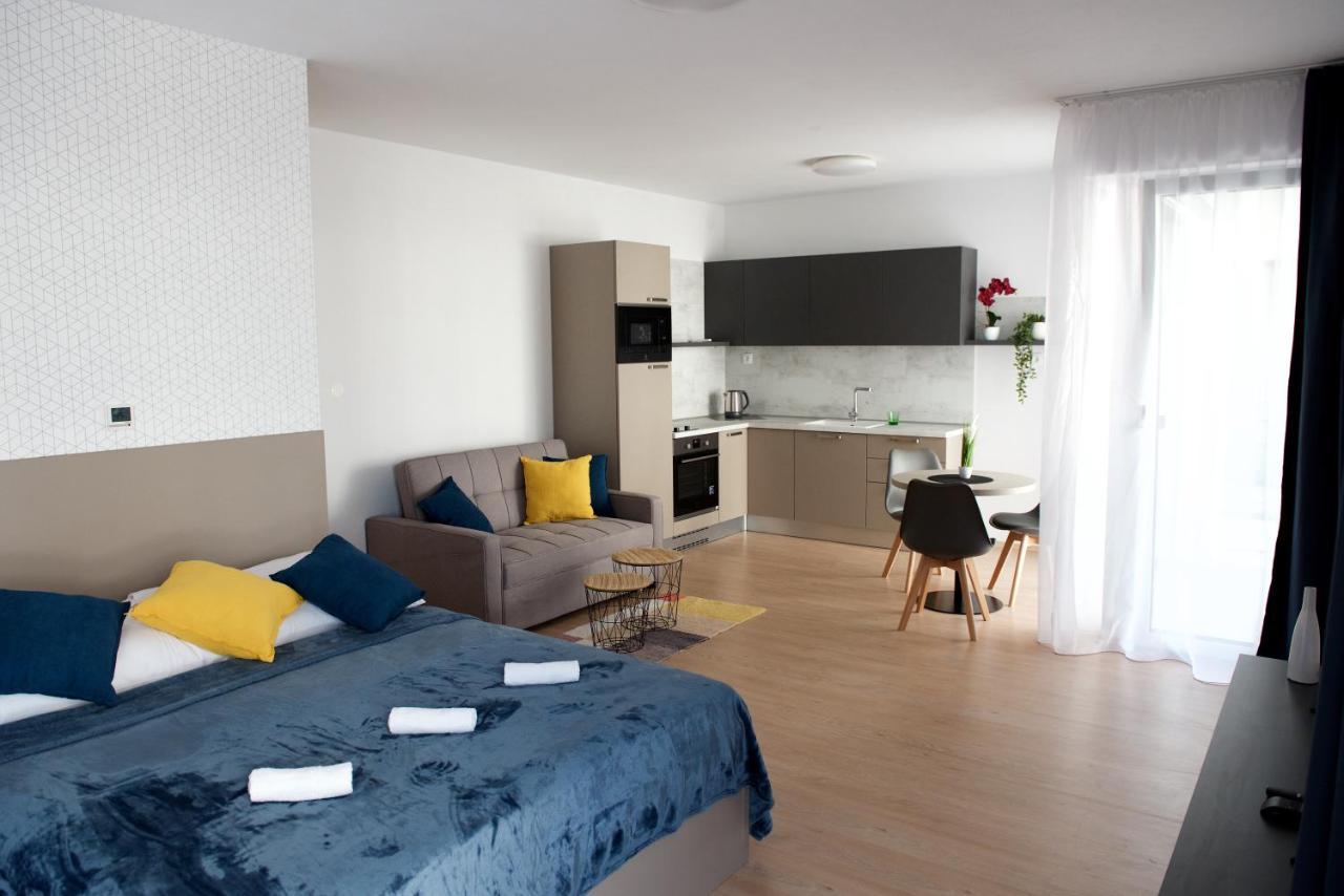 Apartman Greenbay Golf Trenčín Eksteriør bilde