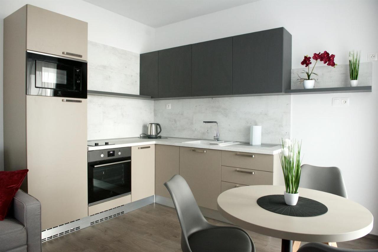 Apartman Greenbay Golf Trenčín Eksteriør bilde